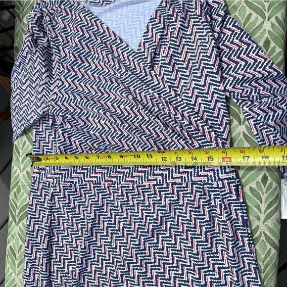 J.Mc Laughlin Lanie dres. Navy/white/red checks on V neck. 3/4 sleeve - size LG - Picture 8 of 10